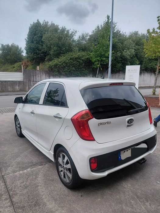 Kia Picanto 1.0  CVVT TX 2015 Sport