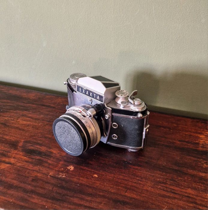 Camera Fotográfica Analógica Exakta