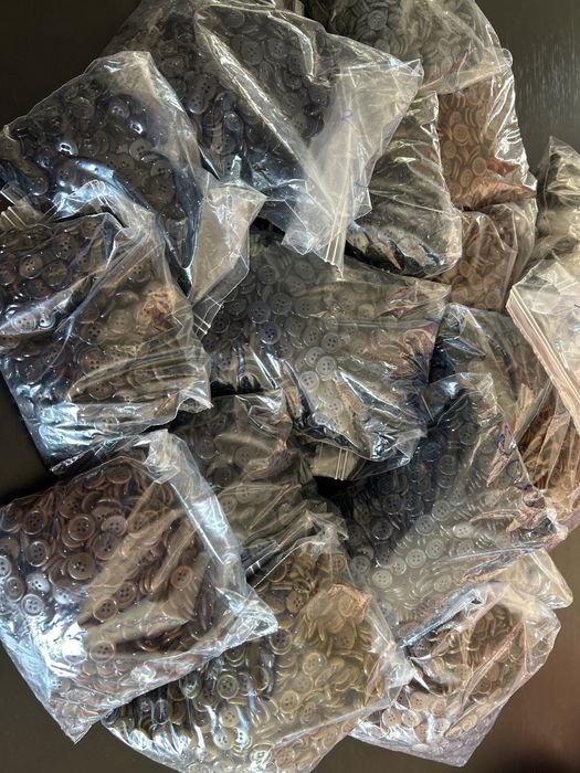 Botoes de massa , 22650 botoes de massa.