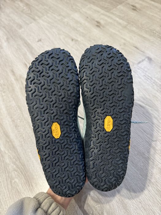 Жіночі кросівки Merrell Vapor Glove 6