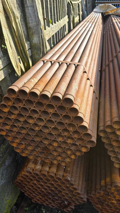 Rura fi 42,4 mm ścianka 2,3mm odcinki 6m PIERWSZY GATUNEK STAL STOBNO