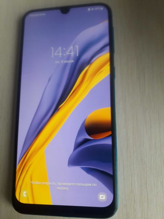 Самсунг М21 смартфон відмінний стан