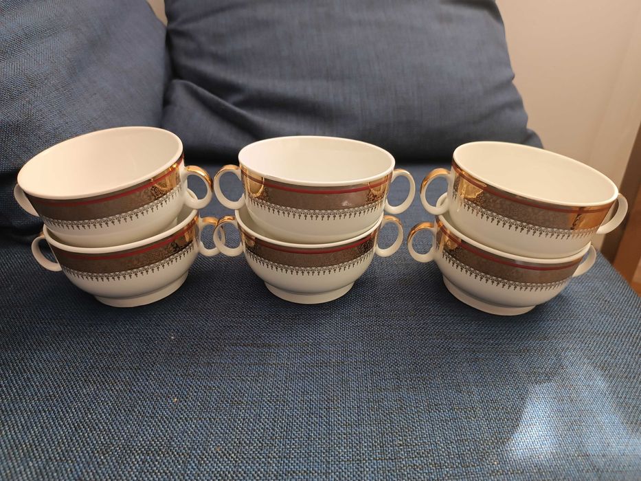 Bulionówki porcelana pozłacane Karolina PRL