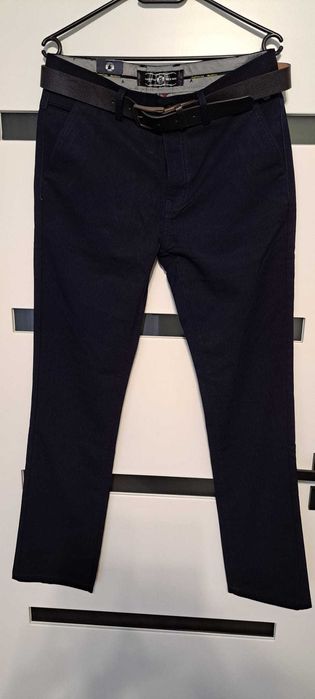 Spodnie eleganckie nowe rozm.31