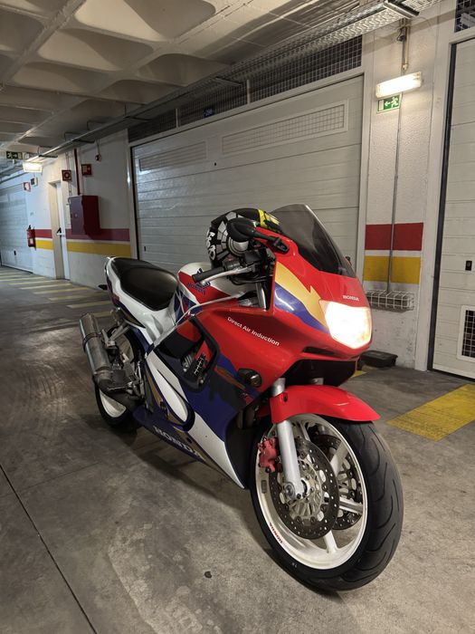 Honda cbr 600 (carta a2 25kw)