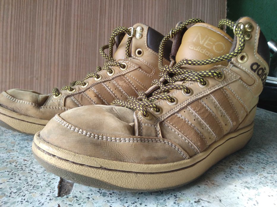 кроссовки Adidas