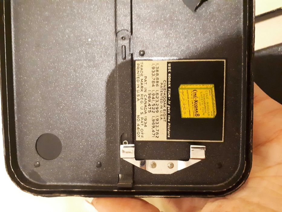 Duas maquinas vintage fotografica e filmar