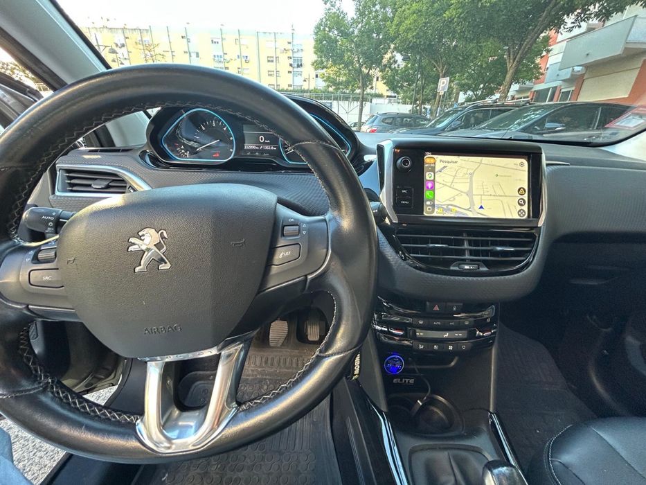 Peugeot 2008 1.6hdi Allure