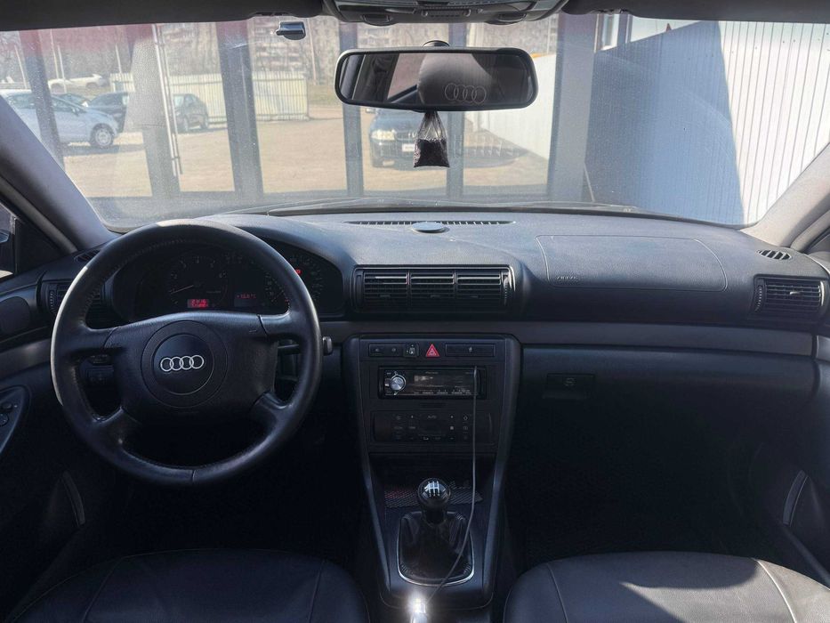 Audi A4 2000 1.8 атмо Газ/Бенз МКПП - Обмін/Кредит/Лізинг