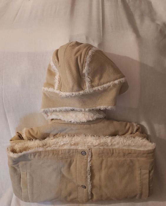 Excelente Blusão bombazine forrado a pêlo com tapa orelhas