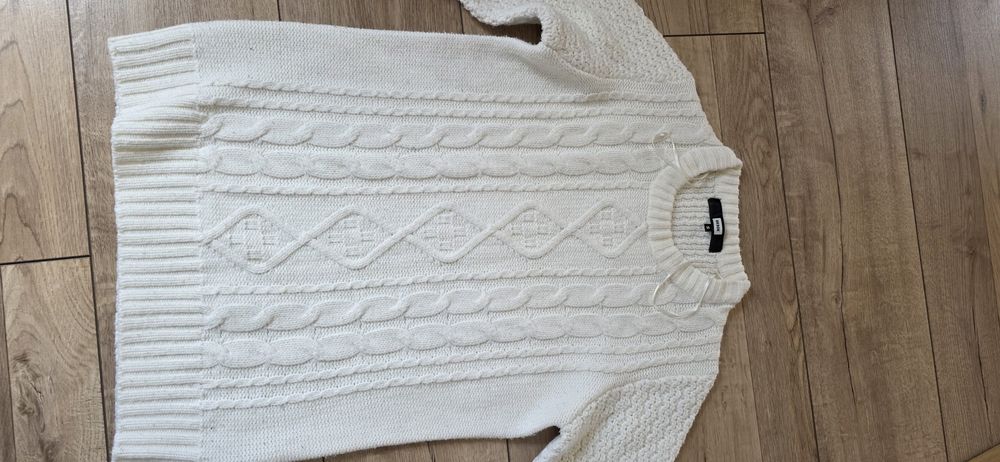 Sweter S biały akrylowy  damski Bik Bok