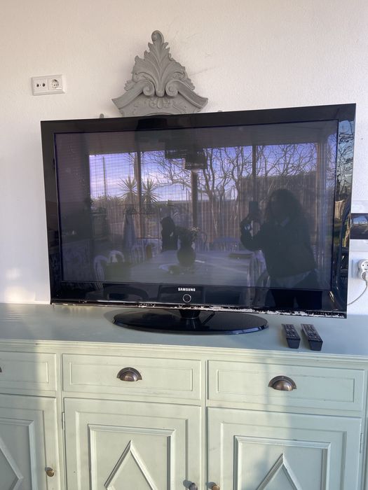 Plasma Samsung  avariado 123 largurax77 cm
