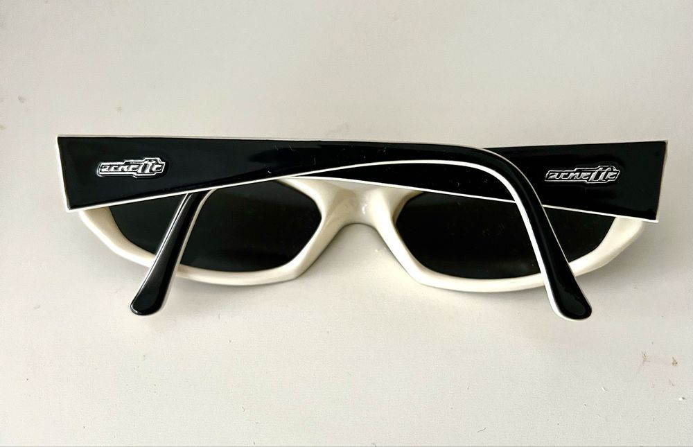 Oculos Cat Eye Arnette