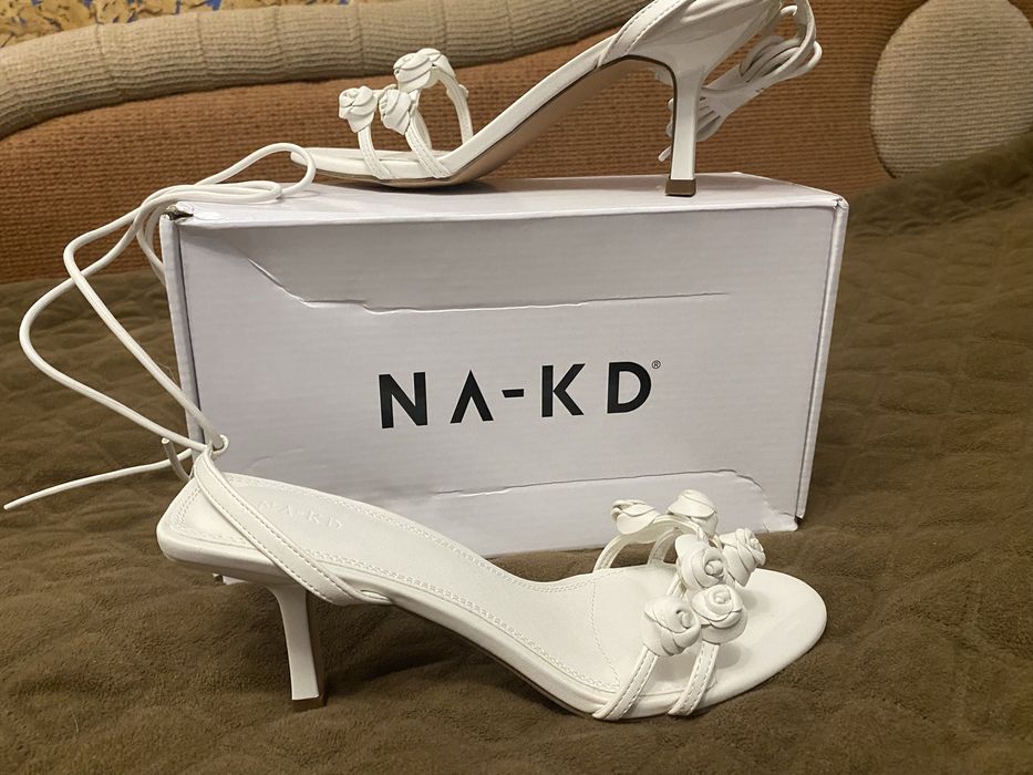 Босоніжки жіночі NA-KD 39 розмір