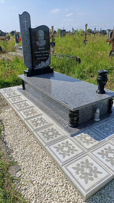 Пам'ятники,дописування дат, імена,тексти,гравіювання на пам'ятниках,ремонт, розпродаж пам'ятників