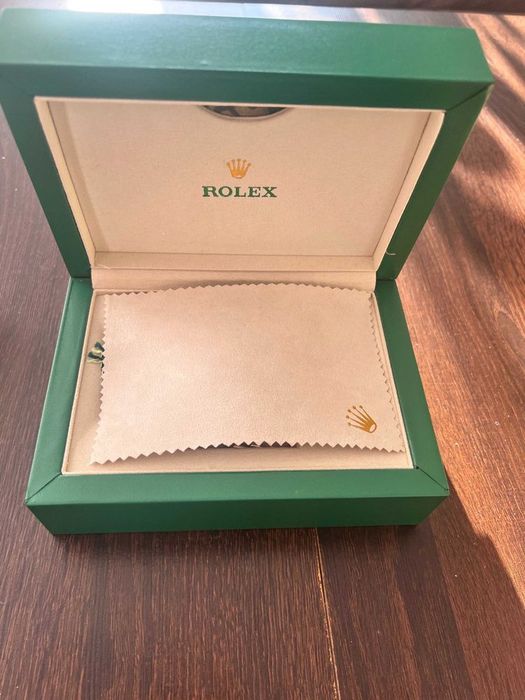 Zegarek day datę z pudełkiem