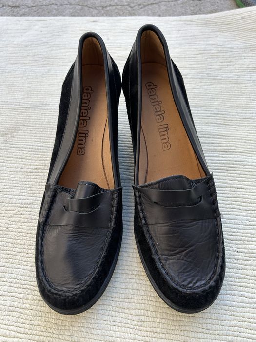 Sapatos de cunha e pele genuina , usados um dia