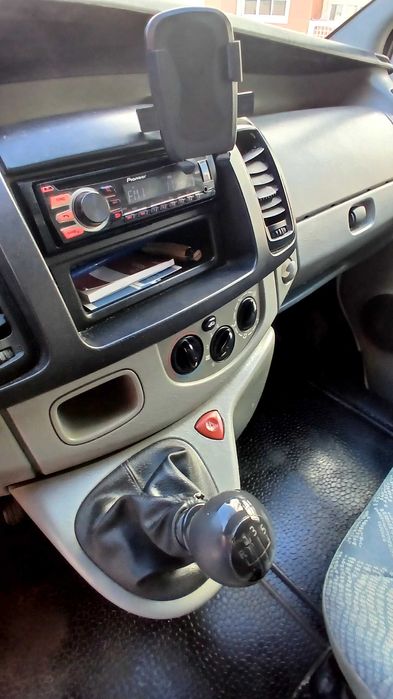 Vendo Renault Trafic 1.9  82 cv. Ano 2005
