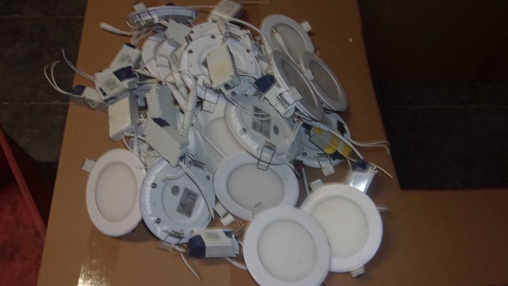 Lampy halogeny LED okrągłe zestaw 20 sztuk