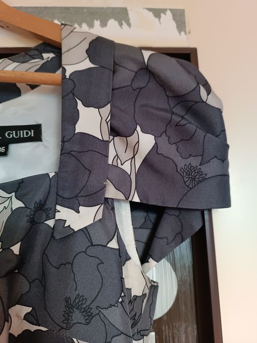 Sukienka jedwabna Laura Guidi