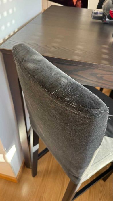 Mesa de jantar alta e 4 cadeiras IKEA
