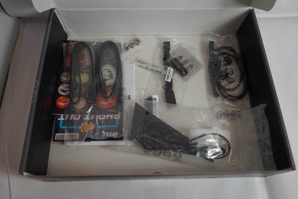 Материнська плата MSI MAG X870 TOMAHAWK WIFI AM5 RYZEN