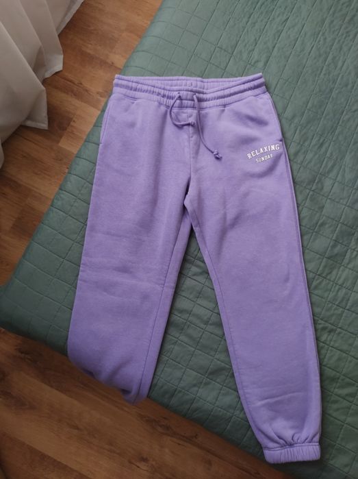 Primark rozmiar M/L spodnie dresowe damskie