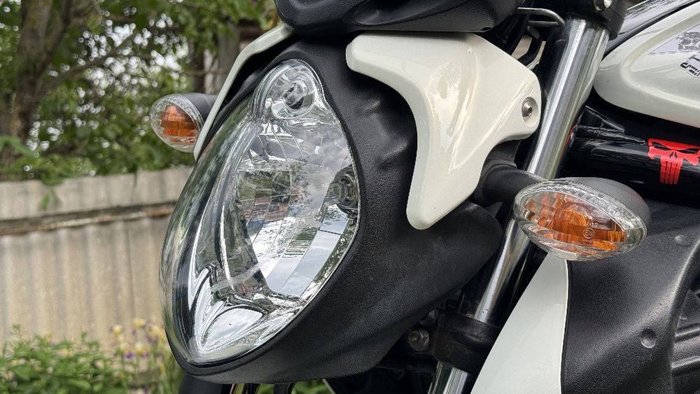 Suzuki gladius 400