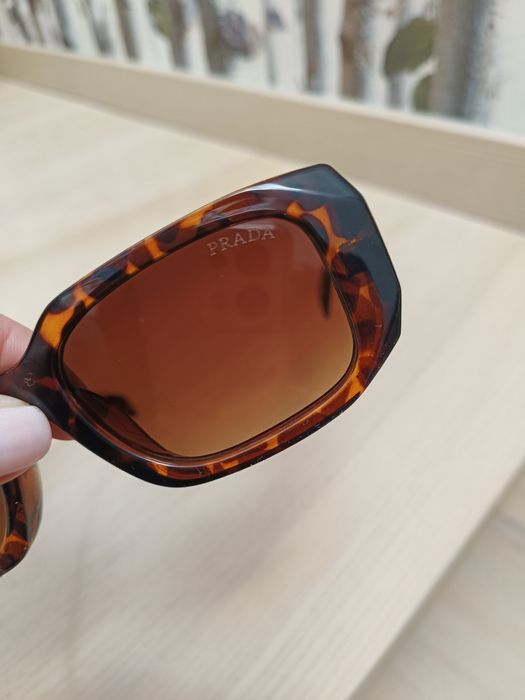 Okulary przeciwsłoneczne Prada