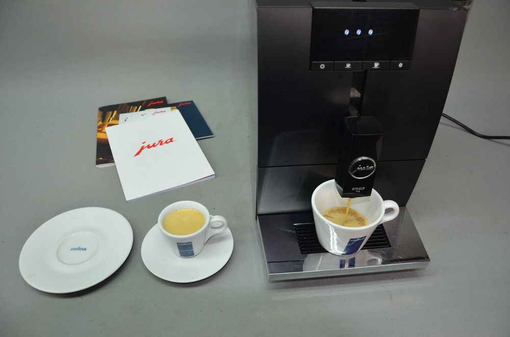 Jura Ena 4 automatyczny ekspres ciśnieniowy do kawy