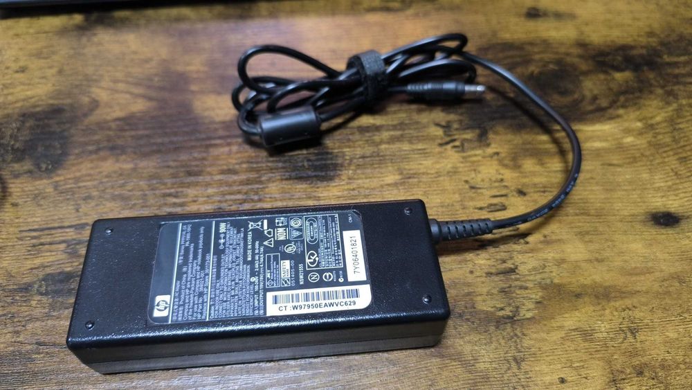 Transformador Original HP PPP014L-SA/PA-1900-18H2 – Bom Estado