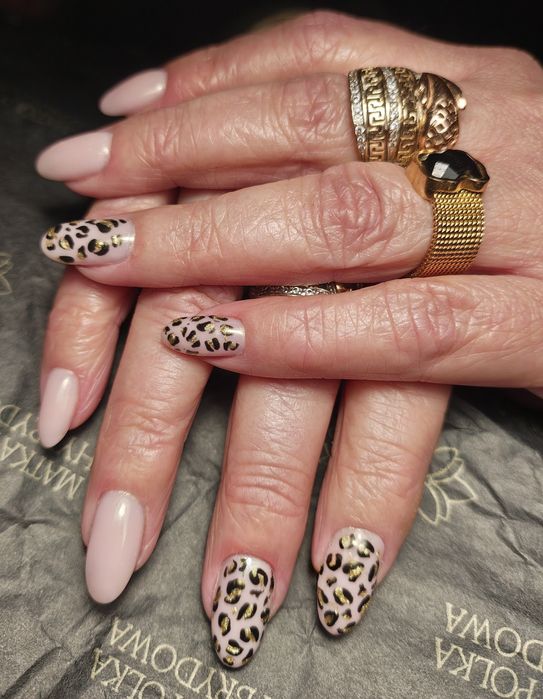 Stylizacja paznokci.  Przerwa urlopowa 18.02-01.03.26.