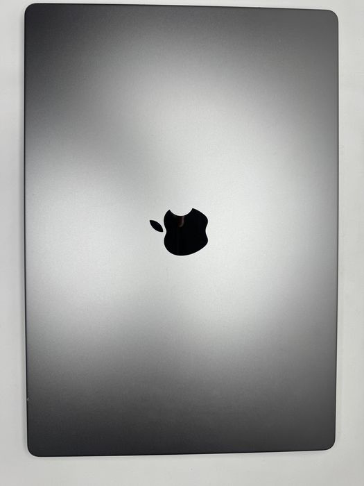 MacBook Pro Retina 16 2021 M1 Pro 16GB,512Gb SSD Space