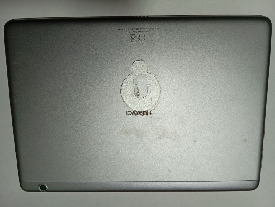 Huawei mediaPad T3 на запчастини
