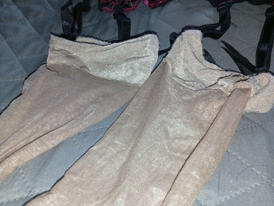 Элегантный пояс для чулок с вышивкой, чулки в комплекте, М