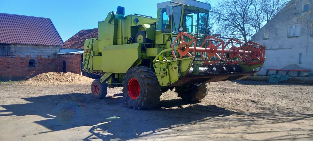 Claas dominator 85