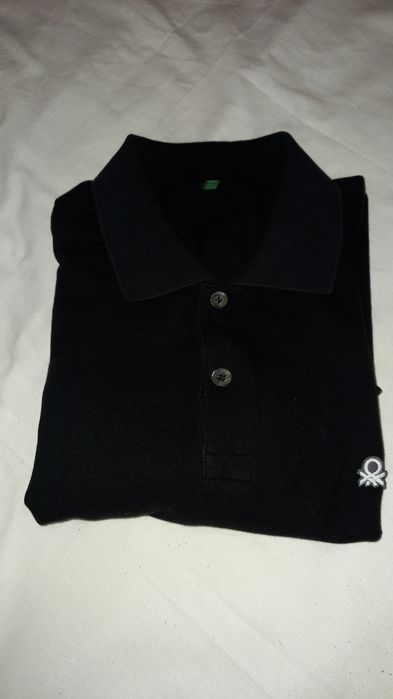 Polo preta Benetton