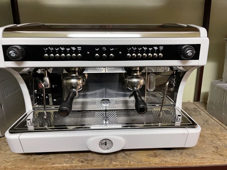 Кавова машина Astoria calypso 2 new ідеальний стан