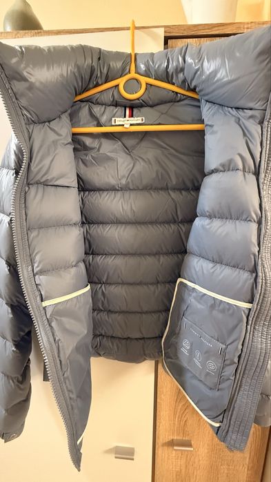 Весеяна блакитна куртка Tommy Hilfiger 34 р.