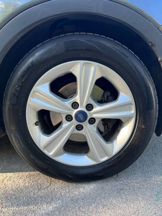 Ford Escape 2015 року