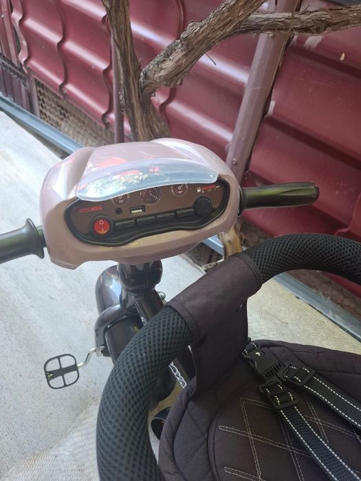 Дитячий велосипед, з батьківською ручкою