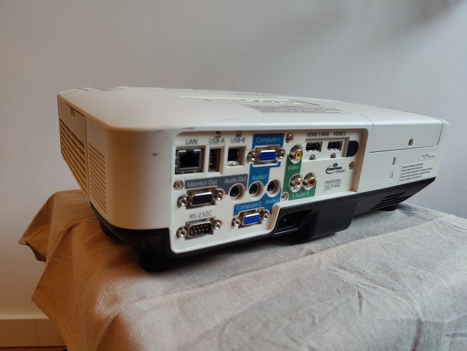 FULL HD Epson eb1980wu jasność 4400ansi nowa lampa profesjonalny kino