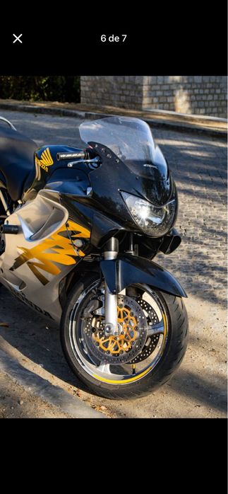 Honda CBR600F4 99’ A2