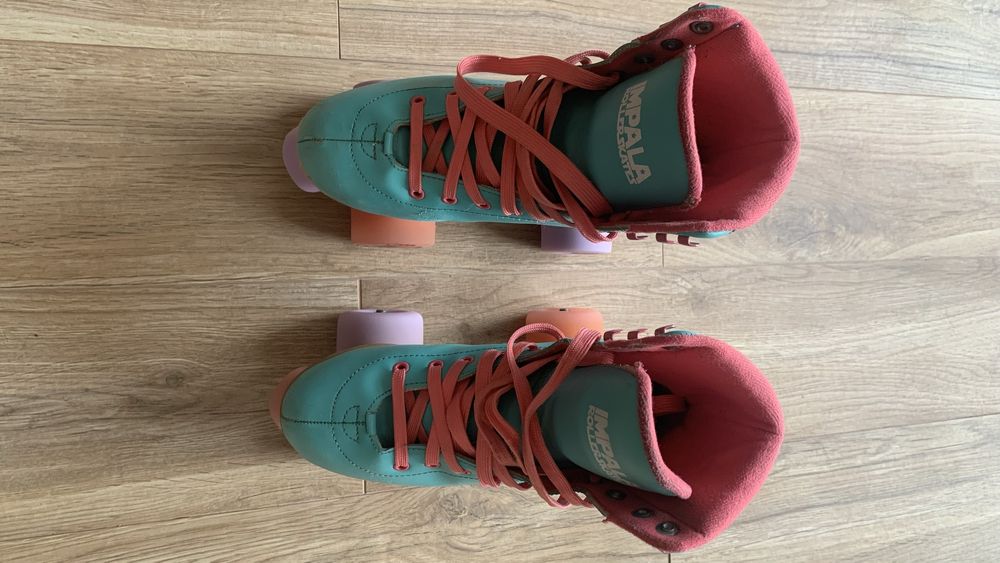 Patins marca Impala, n.º 36