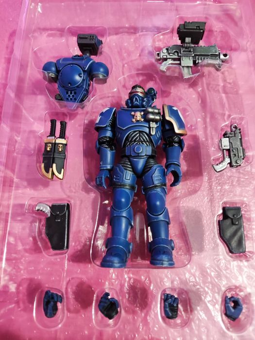 Фигурка Space Marines Joy Toy Warhammer Ultramarines