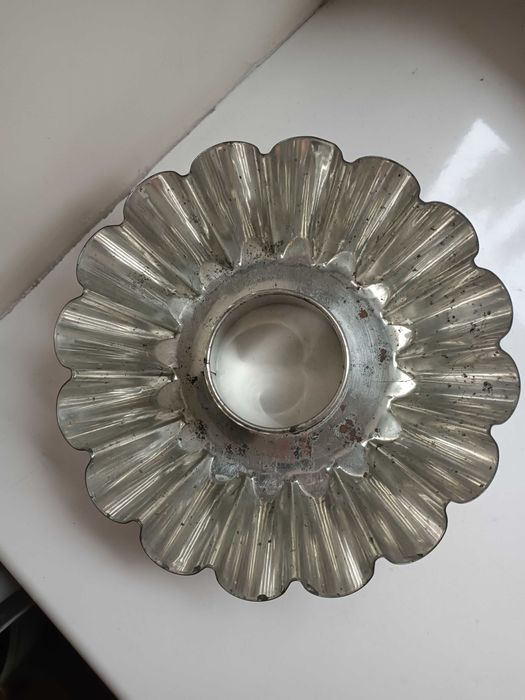 Forma blacha do pieczenia babki ciasta babka aluminiowa srebrna 25 cm