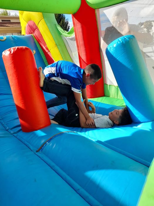 Animação infantil e aluguer de insufláveis