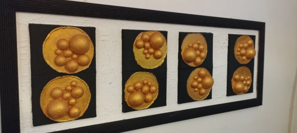 Quadro Preto e ouro
