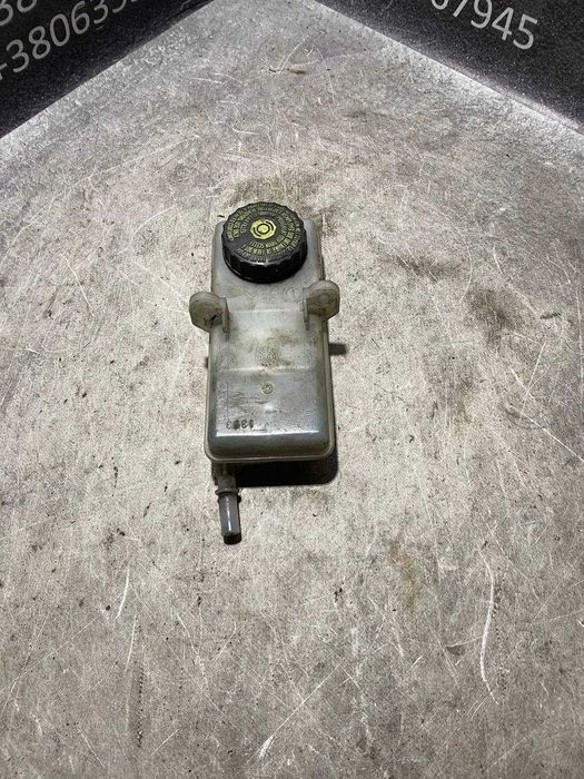 Бачок гальмівної рідини головного циліндра Peugeot 307 0204224574