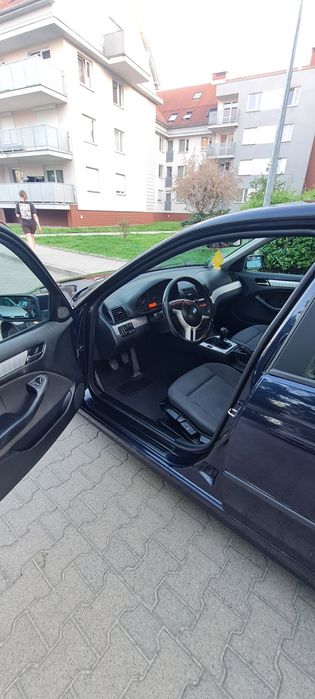 BMW E46 318i 143 KM LPG  8 lat w jednych rękach